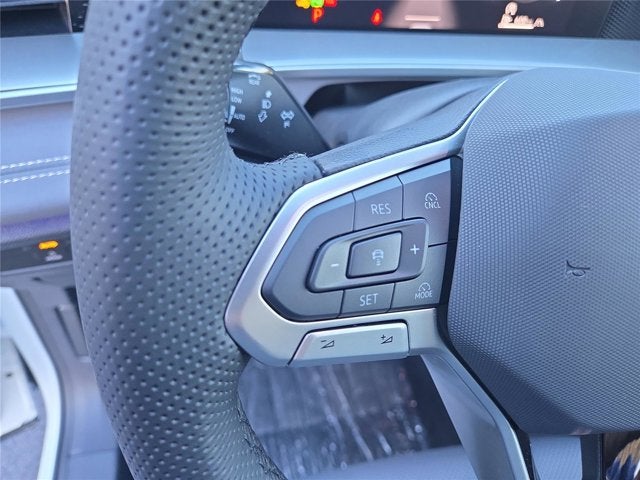 2025 Volkswagen Tiguan SE R-Line Black