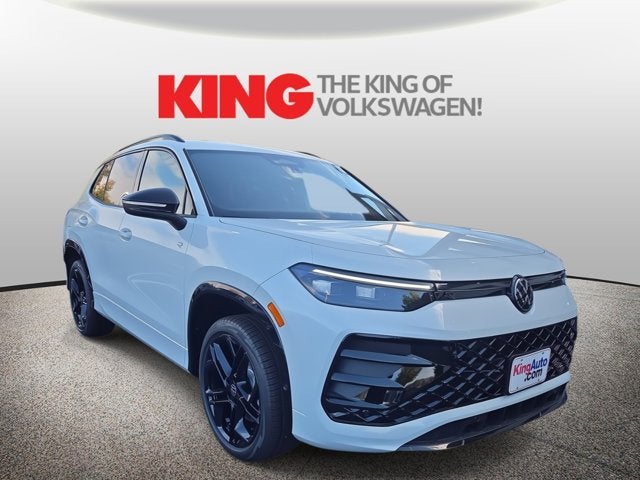 2025 Volkswagen Tiguan SE R-Line Black