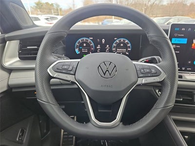 2026 Volkswagen Tiguan SE R-Line Black