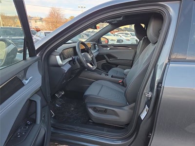 2026 Volkswagen Tiguan SE R-Line Black