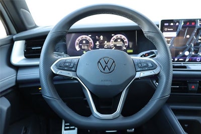 2026 Volkswagen Tiguan SE R-Line Black