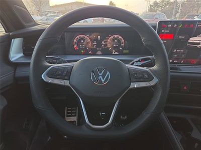 2026 Volkswagen Tiguan SE R-Line Black