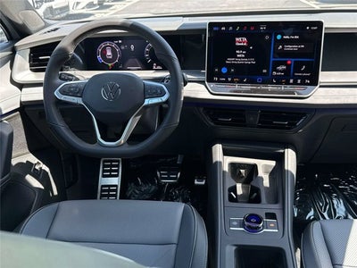 2026 Volkswagen Tiguan SE R-Line Black