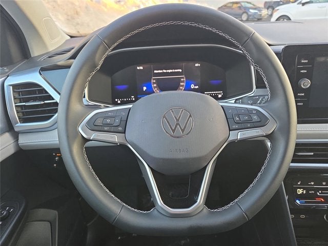 2026 Volkswagen Taos SE