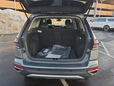 2026 Volkswagen Taos SE