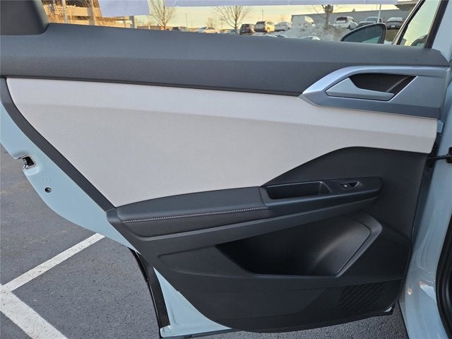 2026 Volkswagen Taos SE