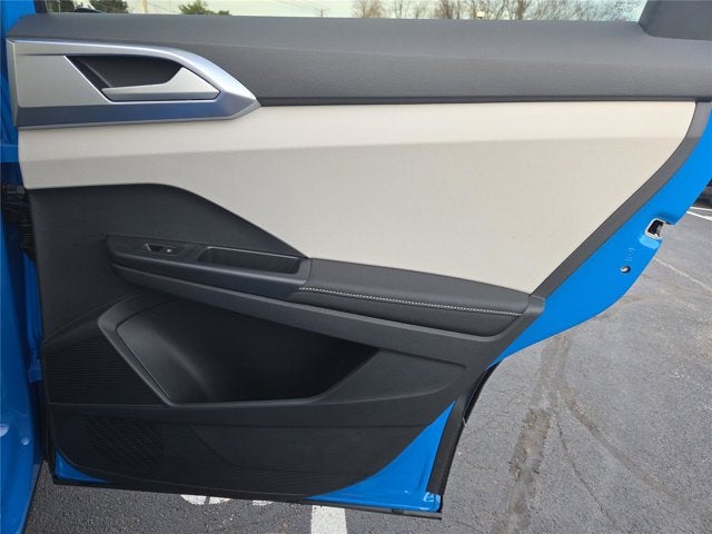 2026 Volkswagen Taos SE
