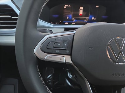 2026 Volkswagen Taos SE