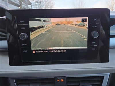 2026 Volkswagen Taos SE