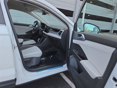 2026 Volkswagen Taos SE