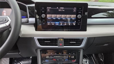 2026 Volkswagen Taos SE