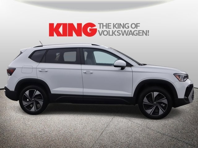 2026 Volkswagen Taos SE