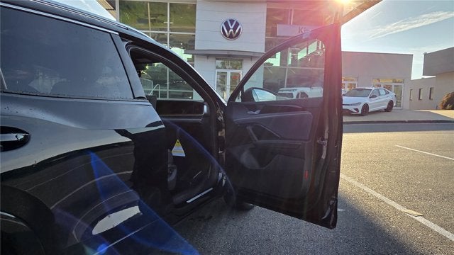 2026 Volkswagen Tiguan SEL R-Line Turbo