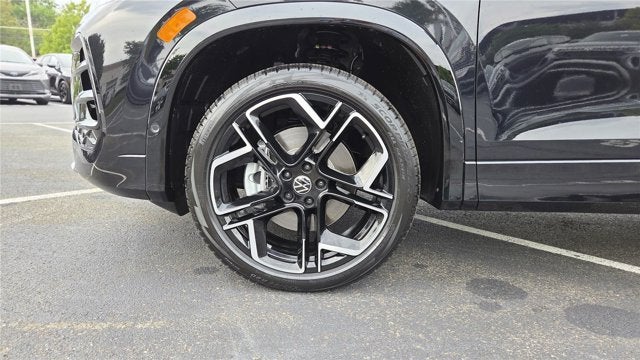 2026 Volkswagen Tiguan SEL R-Line Turbo