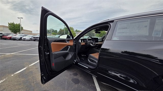 2026 Volkswagen Tiguan SEL R-Line Turbo