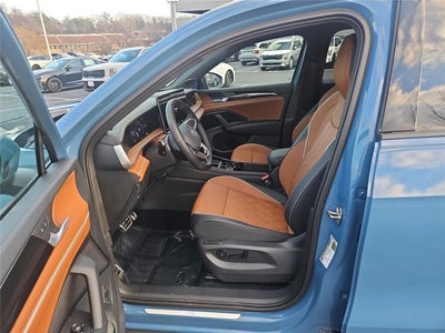 2026 Volkswagen Tiguan SEL R-Line Turbo