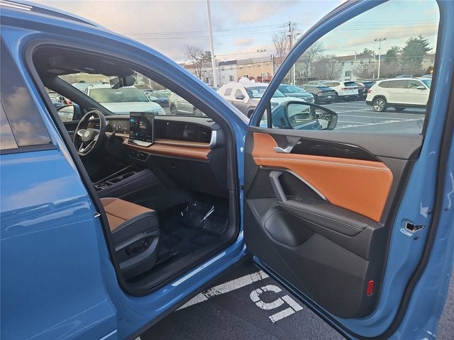 2026 Volkswagen Tiguan SEL R-Line Turbo