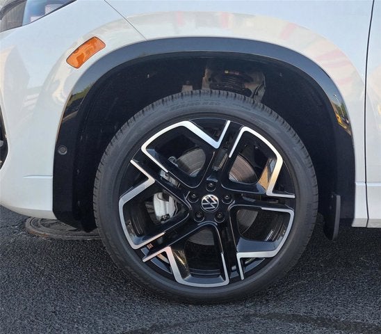 2026 Volkswagen Tiguan SEL R-Line Turbo