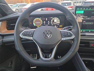 2026 Volkswagen Tiguan SEL R-Line Turbo