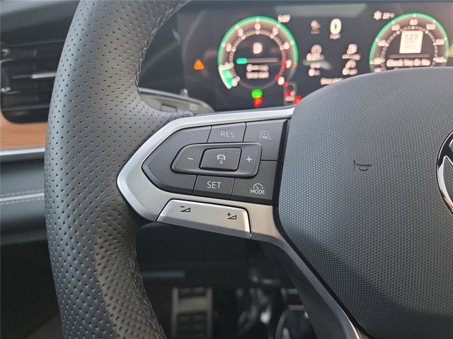 2026 Volkswagen Tiguan SEL R-Line Turbo