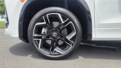 2026 Volkswagen Tiguan SEL R-Line Turbo