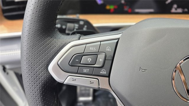 2026 Volkswagen Tiguan SEL R-Line Turbo