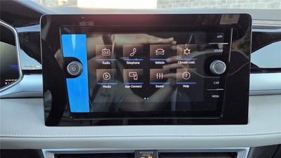 2026 Volkswagen Taos SE