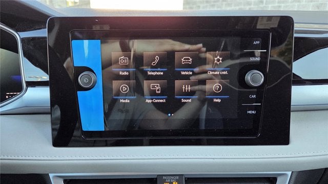 2026 Volkswagen Taos SE