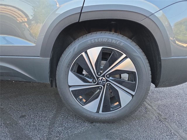 2026 Volkswagen Taos SE