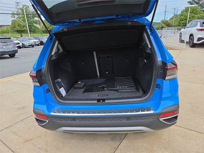 2026 Volkswagen Taos SE