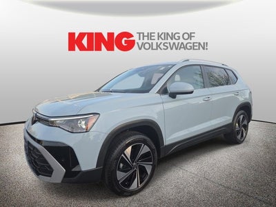 2025 Volkswagen Taos SE