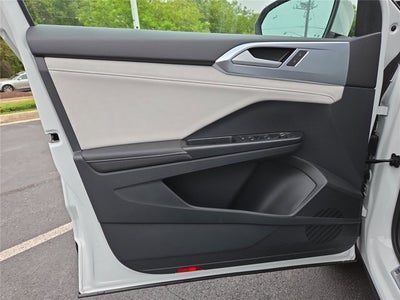 2026 Volkswagen Taos SE