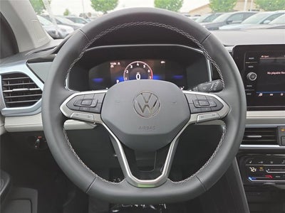 2026 Volkswagen Taos SE