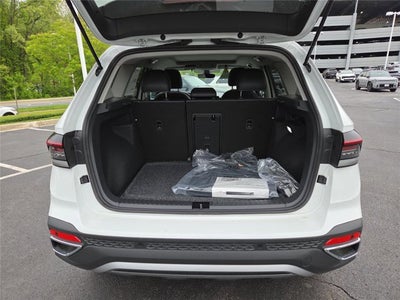 2026 Volkswagen Taos SE