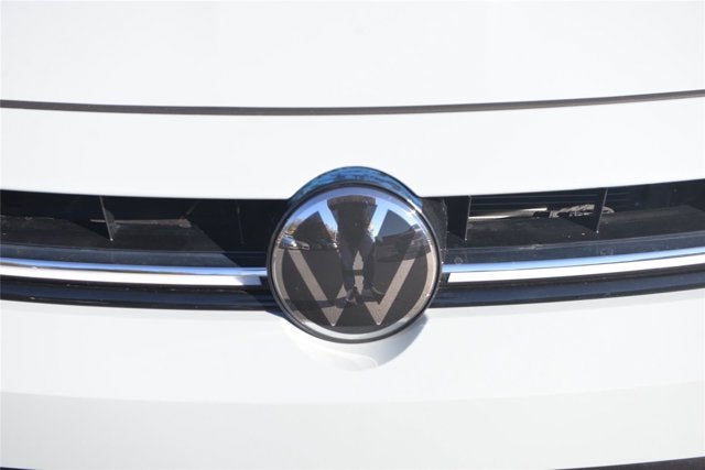 2027 Volkswagen Jetta GLI Autobahn