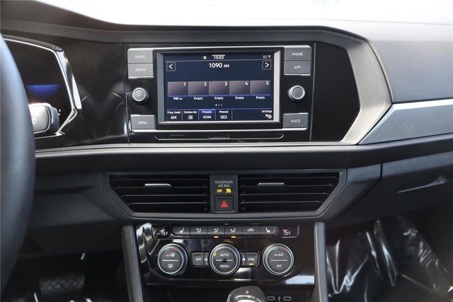 2023 Volkswagen Jetta SE