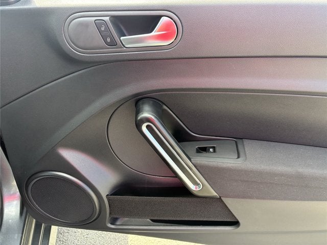 2019 Volkswagen Beetle S