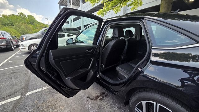 2022 Volkswagen Jetta SEL