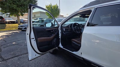 2025 Subaru Outback Touring XT