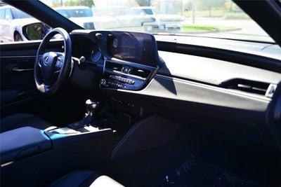 2022 Lexus ES ES 300h
