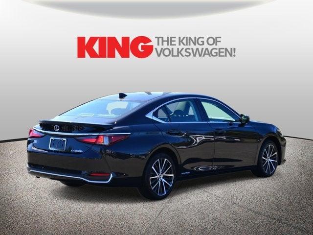 2022 Lexus ES ES 300h