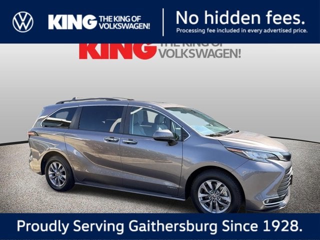 2021 Toyota Sienna XLE
