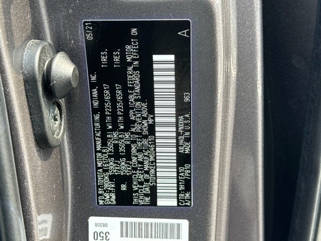 2021 Toyota Sienna XLE