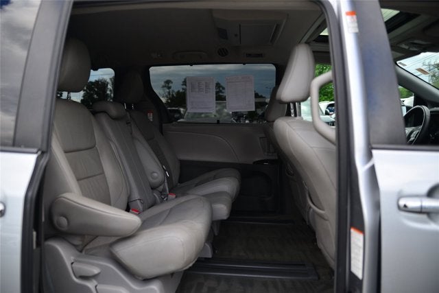 2018 Toyota Sienna XLE Premium