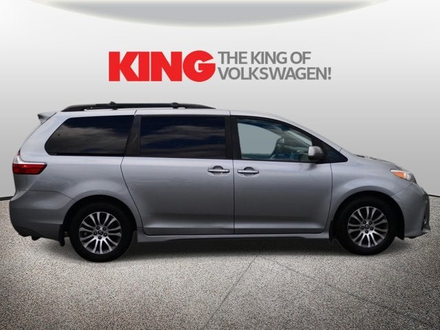 2018 Toyota Sienna XLE Premium