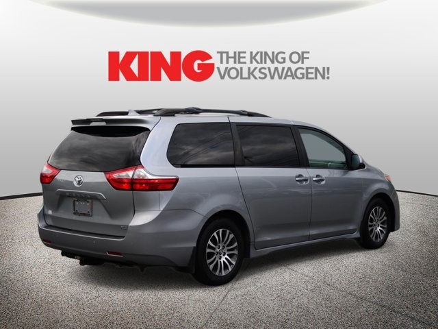2018 Toyota Sienna XLE Premium