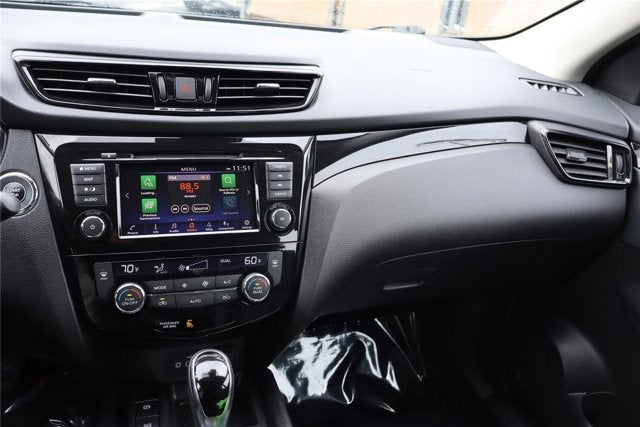 2021 Nissan Rogue Sport SL