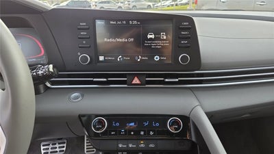 2025 Hyundai Elantra SEL Sport