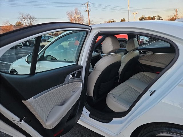 2023 Genesis G70 3.3T