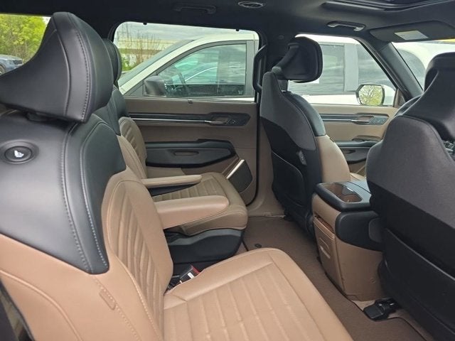 2024 Kia EV9 Land
